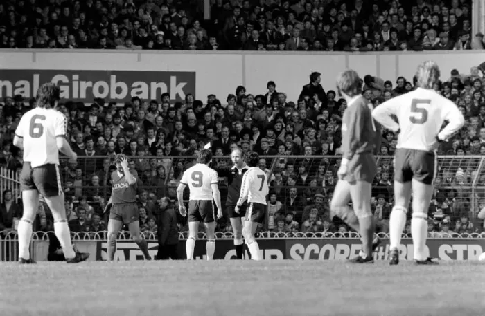Framed Print : Tottenham Hotspur 2 v. Liverpool 0. March 1980 LF02-18-014 Local Caption Division Framed Print : Tottenham Hotspur 2 v. Liverpool 0. March 1980 LF02-18-014 Local Caption Division
