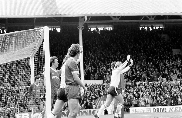 Tottenham Hotspur 2 v. Liverpool 0. March 1980 LF02-18-145 Local Caption Division
