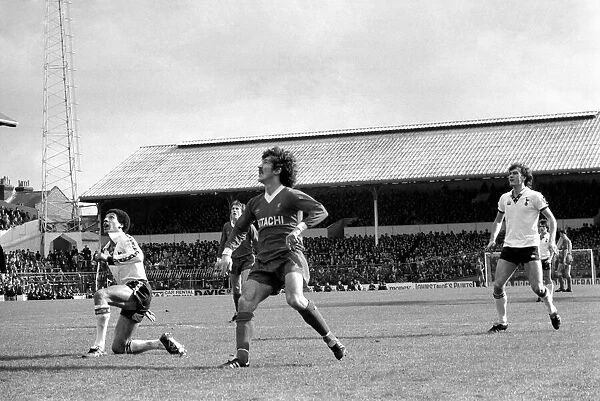 Tottenham Hotspur 2 v. Liverpool 0. March 1980 LF02-18-051 Local Caption Division