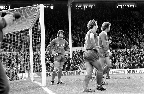 Tottenham Hotspur 2 v. Liverpool 0. March 1980 LF02-18-144 Local Caption Division