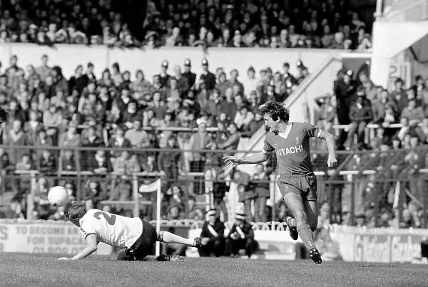 Tottenham Hotspur 2 v. Liverpool 0. March 1980 LF02-18-140 Local Caption Division
