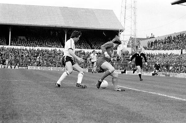Tottenham Hotspur 2 v. Liverpool 0. March 1980 LF02-18-037 Local Caption Division