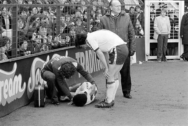 Tottenham Hotspur 2 v. Liverpool 0. March 1980 LF02-18-129