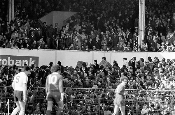 Tottenham Hotspur 2 v. Liverpool 0. March 1980 LF02-18-008 Local Caption Division