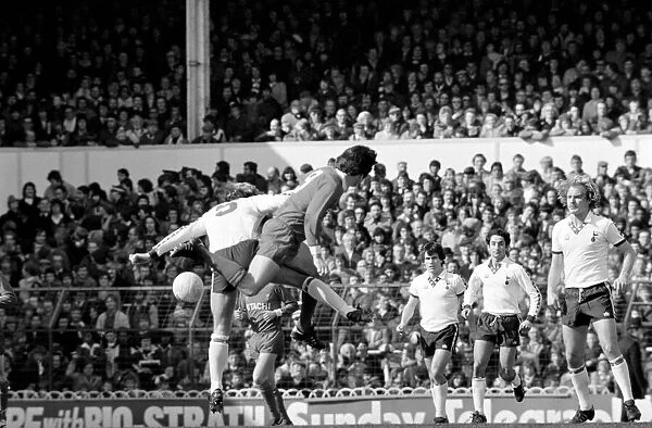 Tottenham Hotspur 2 v. Liverpool 0. March 1980 LF02-18-007 Local Caption Division