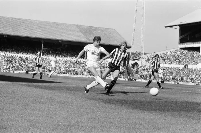 Framed Print : Tottenham Hotspur 5-1 Newcastle, League match at White Hart Lane