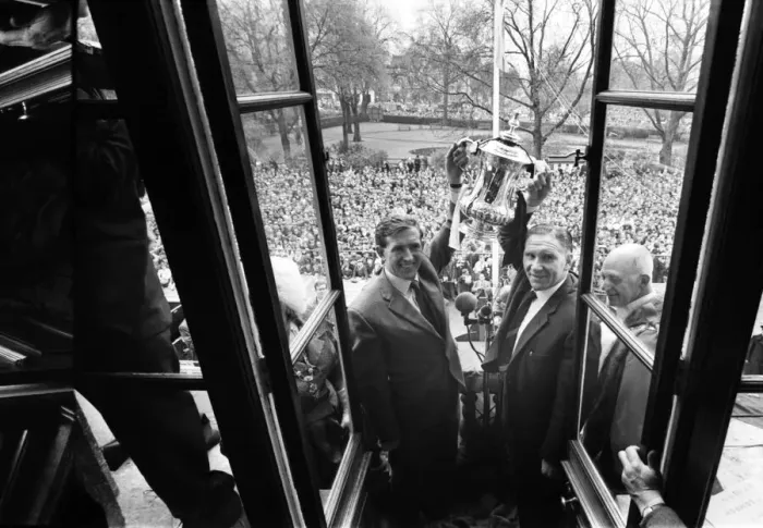 Framed Print : Tottenham Hotspur captain Danny Blachflower and manager Bill Nicholson hold the FA Cup Framed Print : Tottenham Hotspur captain Danny Blachflower and manager Bill Nicholson hold the FA Cup