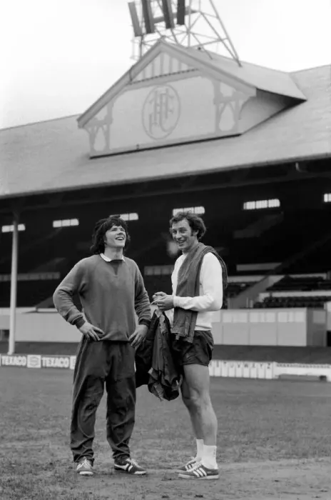 Framed Print : Tottenham Hotspur F. C. : Tottenham Hotspur Manager Terry Neill with Skipper Steve Perryman