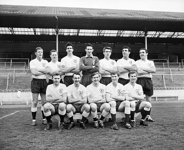 Tottenham Hotspur football team group shot. Back row left to right: Peter Baker