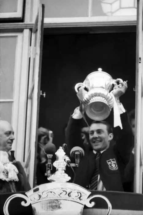 Framed Print : Tottenham Hotspur player Jimmy Greaves holds the FA Cup trophy aloft from Tottenham Town Framed Print : Tottenham Hotspur player Jimmy Greaves holds the FA Cup trophy aloft from Tottenham Town
