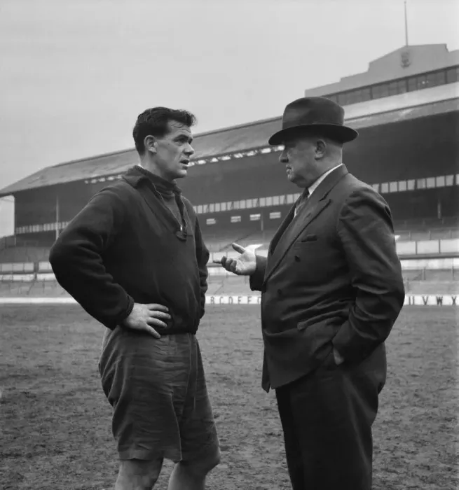Framed Print : Tottenham Hotspur team training at White Hart Lane in preparation for their FA Cup semi