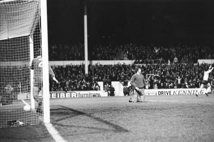 Framed Print : Tottenham Hotspur v Doncaster Rovers league cup quarter final match at White Hart Lane Framed Print : Tottenham Hotspur v Doncaster Rovers league cup quarter final match at White Hart Lane