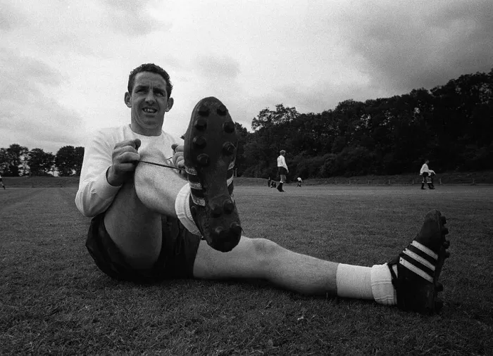 Framed Print : Tottenham Hotspurs Dave Mackay pictured at the Cheshunt training ground at the start of