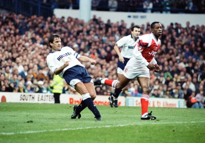 Framed Print : Tottenham v Arsenal premier league match at White Hart Lane, Saturday 12th December 1992