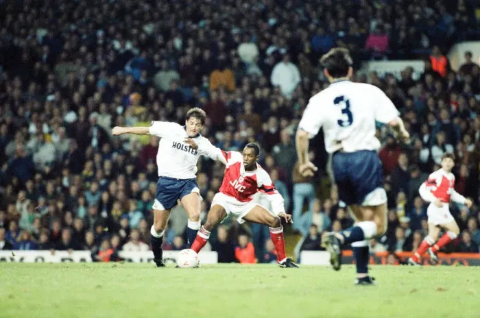 Framed Print : Tottenham v Arsenal premier league match at White Hart Lane, Saturday 12th December 1992 Framed Print : Tottenham v Arsenal premier league match at White Hart Lane, Saturday 12th December 1992