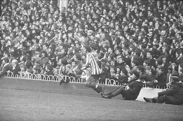 Tottenham v Southhampton. Leauge match 16th Jan 1971 Mick Channon scores goal