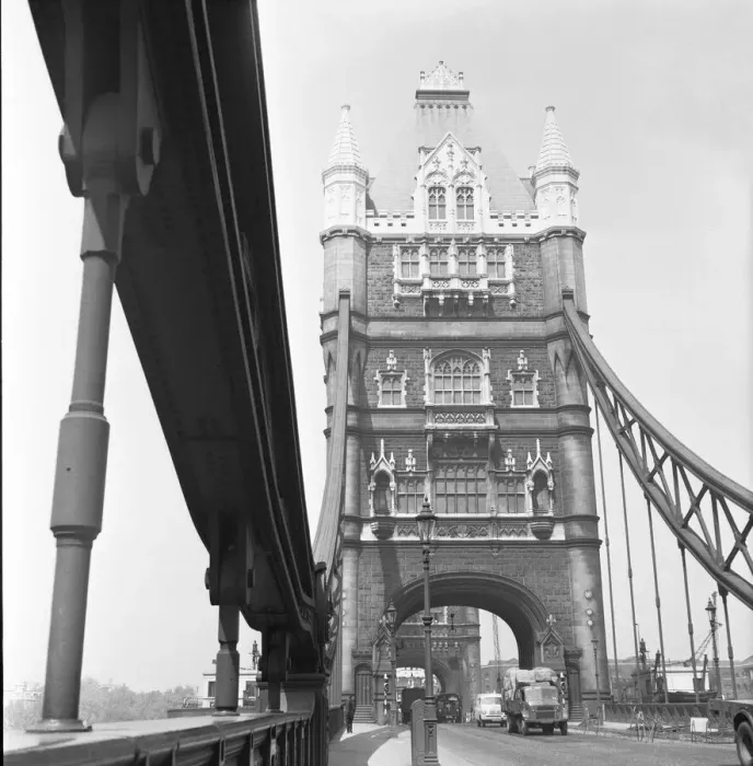 Framed Print : Tower Bridge viewed from the Southwark. 2nd June 1955 Framed Print : Tower Bridge viewed from the Southwark. 2nd June 1955