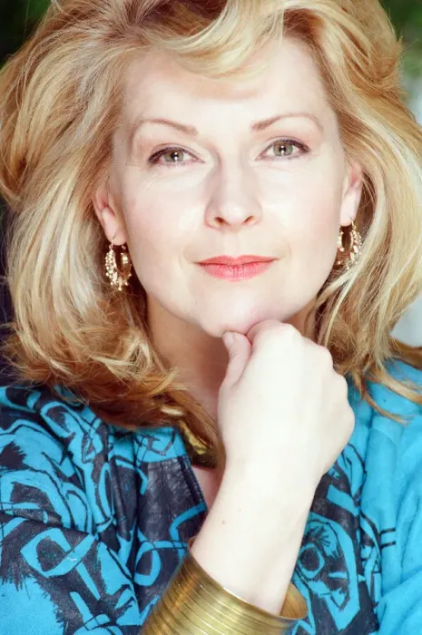 Framed Print : Toyah Willcox, British Singer, pictured at home, January 1996