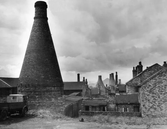 Framed Print : Traditional pottery bottle ovens'are seen in this view of Hanley in Framed Print : Traditional pottery bottle ovens'are seen in this view of Hanley in