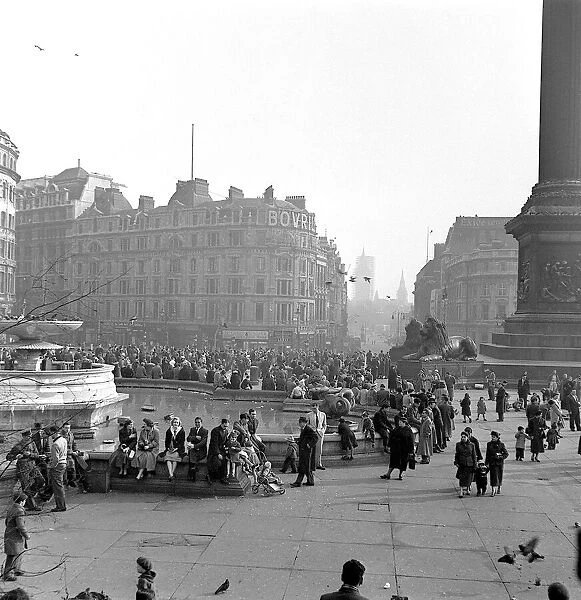Trafalgar Square - London Views- March 1957 People enjoy the spring sunshine