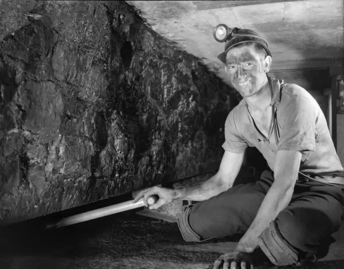 Framed Print : Trainee miner seen here at work. Part of the Daily Herald Youth in Industry Feature 6th