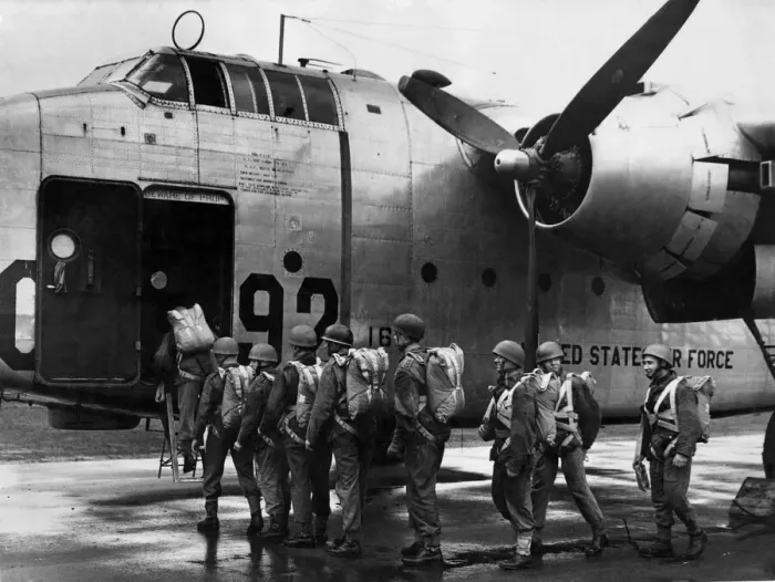 Framed Print : A transport supply exercise with the American airforces Paratroopers lined up beside Framed Print : A transport supply exercise with the American airforces Paratroopers lined up beside