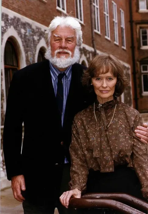 Framed Print : Bill Travers Actor Director Writer and his wife Virginia McKenna