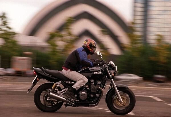 Trevor Walls rides a Yamaha XJR 1200 motorbike October 1998