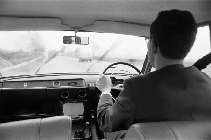 Framed Print : Triumph 2000 Automobile, Road Test, Reading Berkshire, 16th February 1968 Framed Print : Triumph 2000 Automobile, Road Test, Reading Berkshire, 16th February 1968