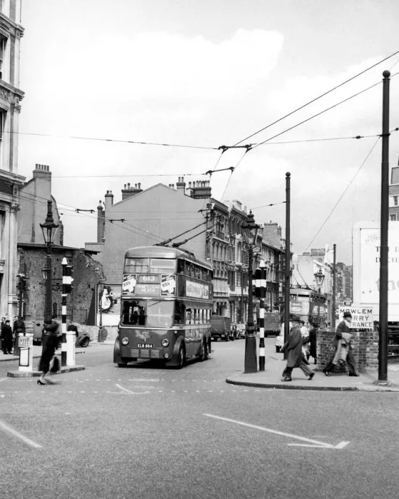 Framed Print : Trolleybus 613 making its way through Finchley to Hampstead Heath Circa 1955