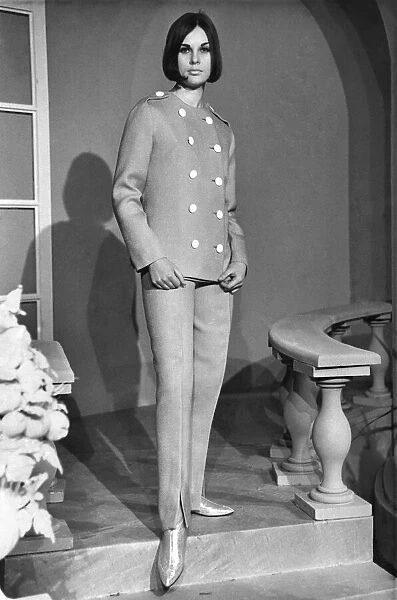 Trouser trend and a Beatle Jacket. November 1964 P006406
