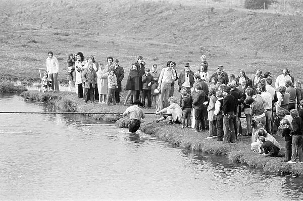 Tug of War Competition across the River Great Ouse aka Old West River in Stretham
