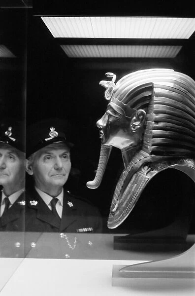 Tutankhamun Exhibition at the British Museum, London, 28th March 1972. Press Day