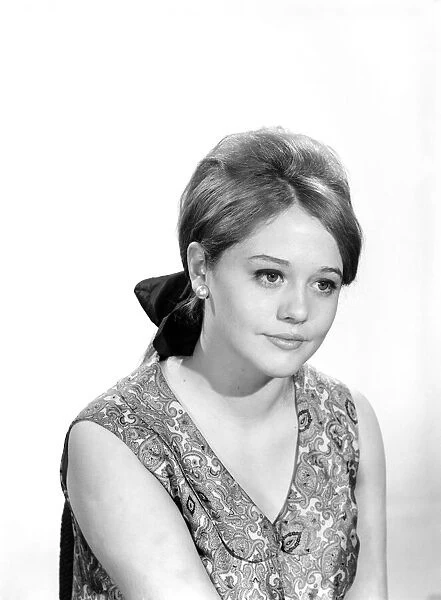 TV actress Leslie Carol. 1966 A1164-005