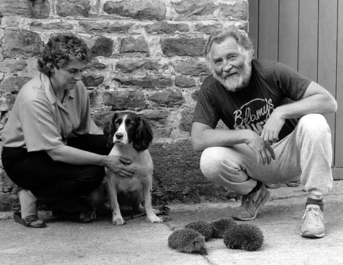 Framed Print : TV naturalist David Bellamy (right) with Judith Foster and her dog Lady on 30th September