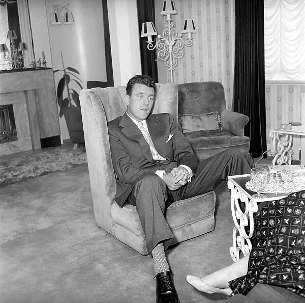 TV presenter Eamon Andrews. 1957 A255