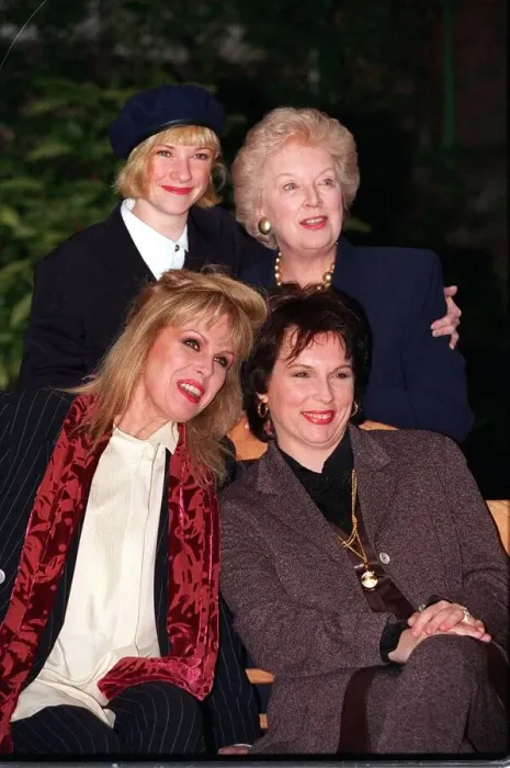 Framed Print : TV prog Absolutely Fabulous actresses appearing Jan 94 in the programme