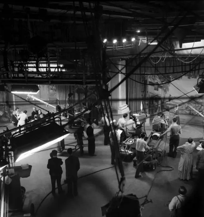 Framed Print : TV programme- The Passing Show'being made at the BBC television studios in Framed Print : TV programme- The Passing Show'being made at the BBC television studios in