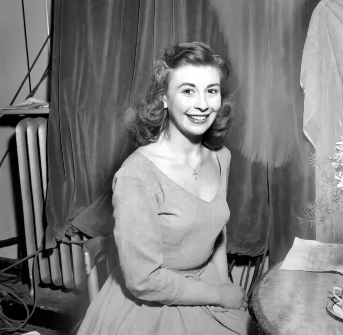 Framed Print : TV Programmes Dancing Club: 19 yr old Nanette Newman who was called in at five minutes