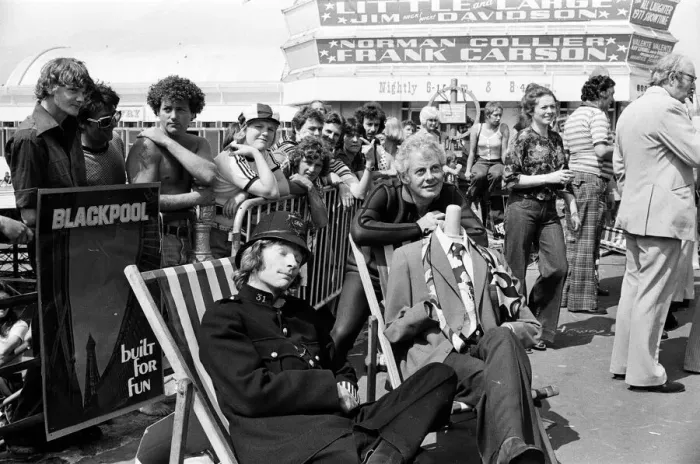 Framed Print : TV stars in Blackpool, Lancashire. August 1977. Danny La Rue Framed Print : TV stars in Blackpool, Lancashire. August 1977. Danny La Rue