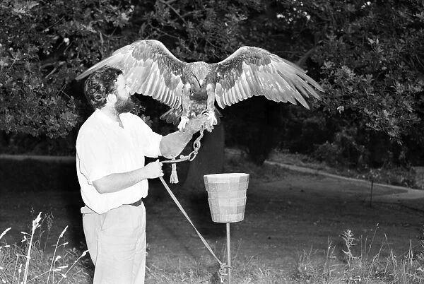TV Zoologist Grahame Dangerfield. 1963 A978-009