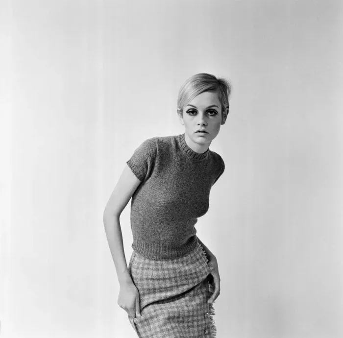 Framed Print : Twiggy - (born Leslie Hornby, and married name Leslie Lawson) Framed Print : Twiggy - (born Leslie Hornby, and married name Leslie Lawson)