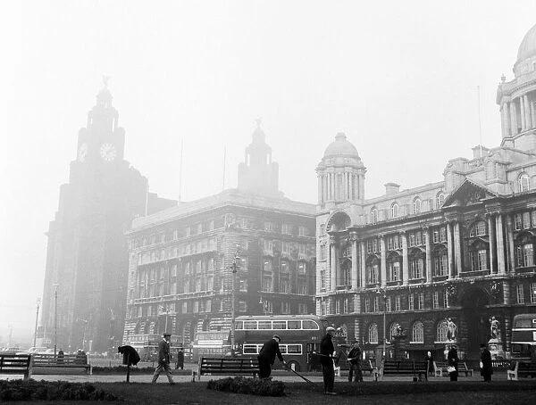 Unemployed and views of Liverpool, Merseyside, 30th November 1962