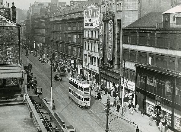 Union Street showing Peacocks Tea Rooms and Boots the Chemist shops 1947