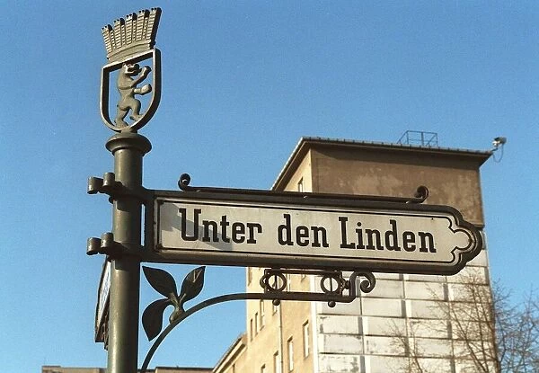 Unter den Linden sign, February 1990