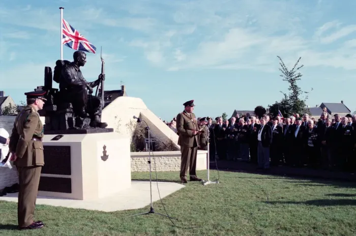 Framed Print : The unveiling of a new memorial to commemorate the Green Howards role in the Second World Framed Print : The unveiling of a new memorial to commemorate the Green Howards role in the Second World