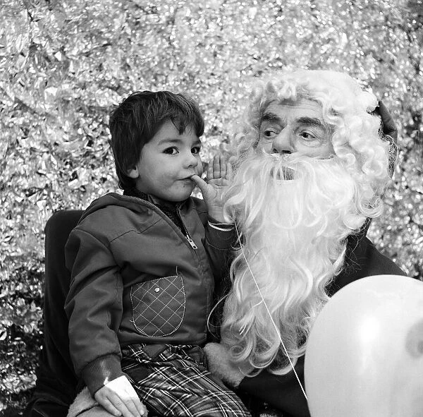 Uptons Santa Claus. 1973