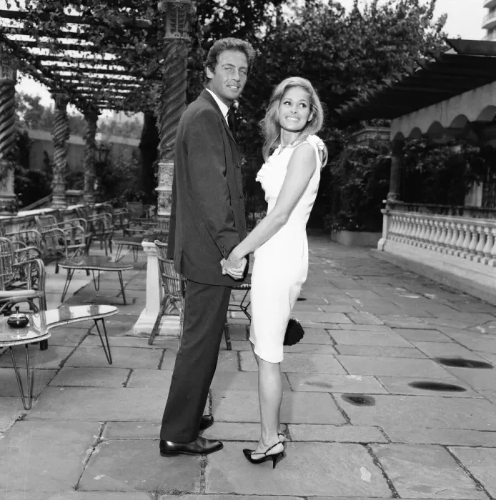 Framed Print : Ursula Andress, swiss actress, meets her new leading man John Richardson Framed Print : Ursula Andress, swiss actress, meets her new leading man John Richardson