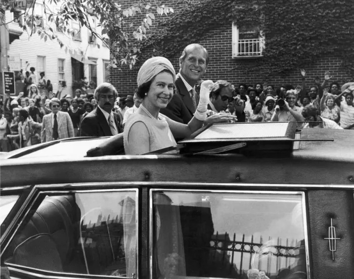 Framed Print : USA Tour. The Queen and The Duke of Edinburgh in Harlem, New York. 12th July 1976 Framed Print : USA Tour. The Queen and The Duke of Edinburgh in Harlem, New York. 12th July 1976