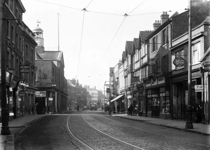 Framed Print : Uxbridge High Street near Market House Circa 1935